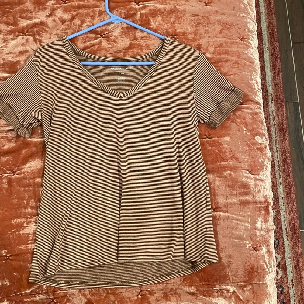 American eagle v neck striped t shirt